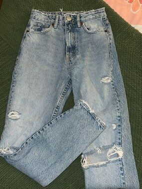 Zara Light Blue High-Rise Distressed Women's Jeans